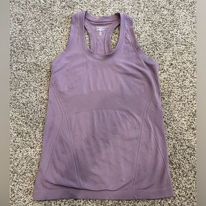 Athleta ladies size S lavender tank top